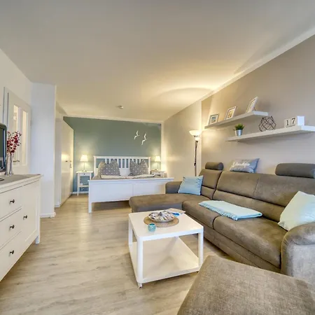 - Haus E, App 0e0708 *
